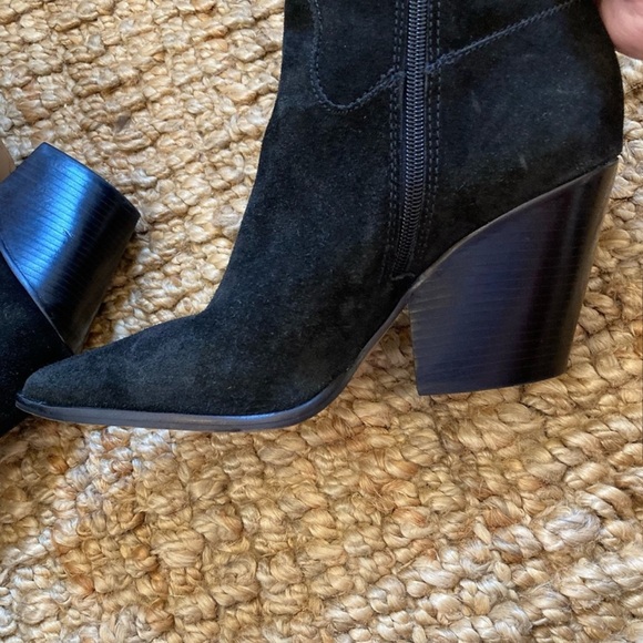 Vince Camuto Oyennie Knee High Boot - Picture 6 of 10